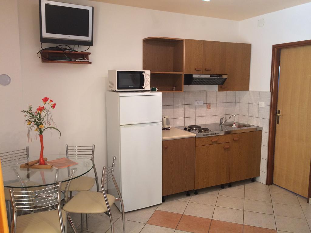 Apartment Kolundzic Novi Vinodolski Δωμάτιο φωτογραφία