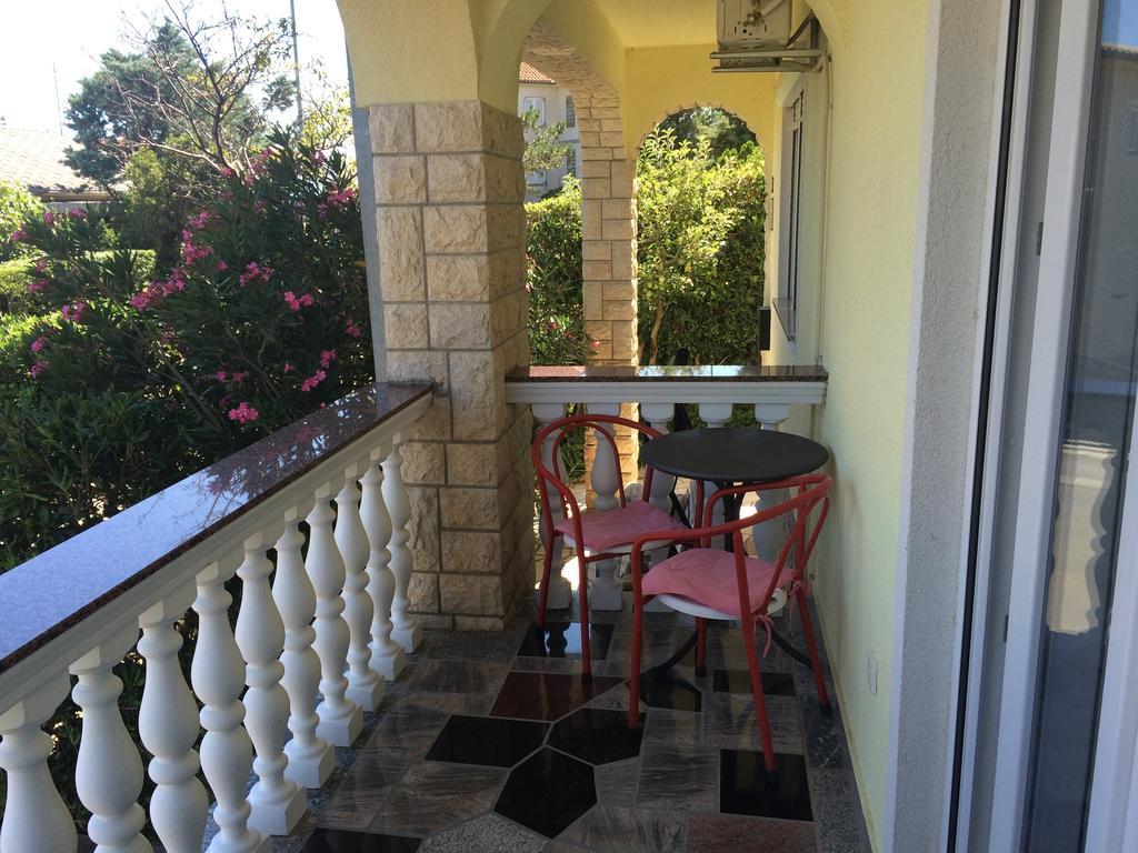 Apartment Kolundzic Novi Vinodolski Δωμάτιο φωτογραφία