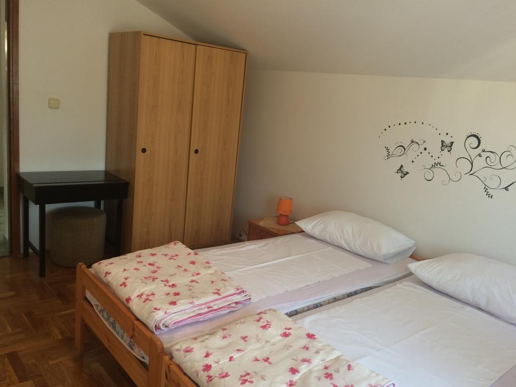 Apartment Kolundzic Novi Vinodolski Δωμάτιο φωτογραφία