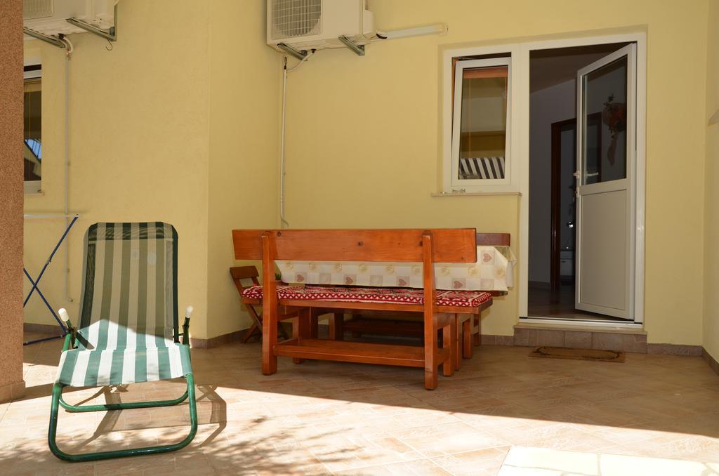 Apartment Kolundzic Novi Vinodolski Εξωτερικό φωτογραφία