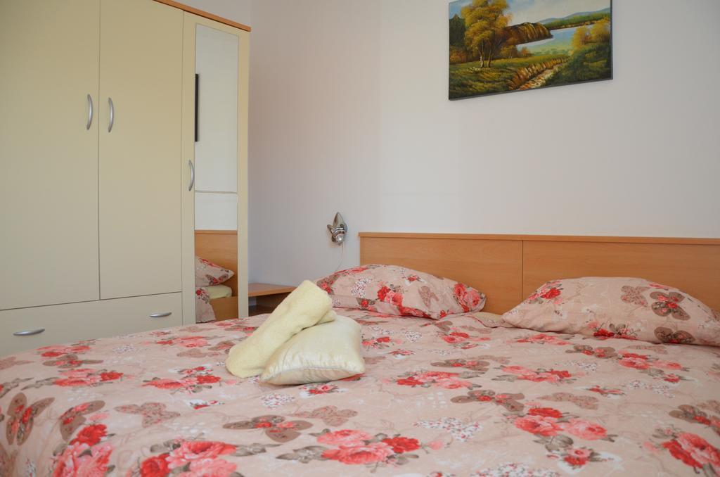 Apartment Kolundzic Novi Vinodolski Εξωτερικό φωτογραφία